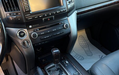 Toyota Land Cruiser 200, 2010 год, 3 250 000 рублей, 12 фотография