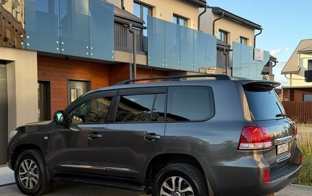Toyota Land Cruiser 200, 2010 год, 3 250 000 рублей, 4 фотография