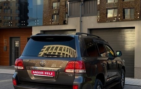 Toyota Land Cruiser 200, 2010 год, 3 250 000 рублей, 5 фотография