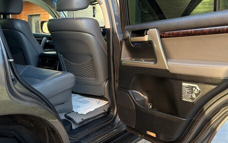 Toyota Land Cruiser 200, 2010 год, 3 250 000 рублей, 22 фотография
