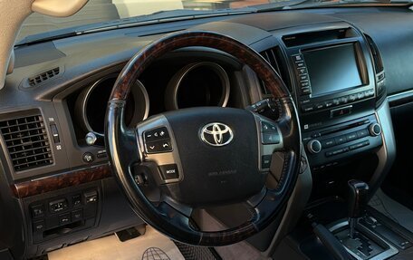 Toyota Land Cruiser 200, 2010 год, 3 250 000 рублей, 16 фотография