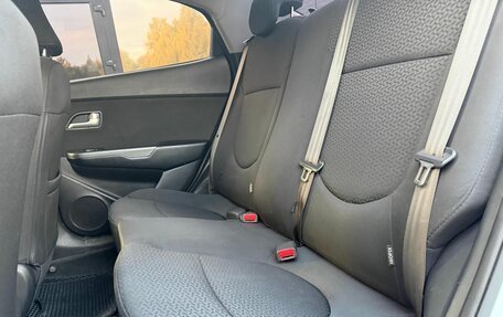 KIA Rio III рестайлинг, 2015 год, 1 029 000 рублей, 20 фотография
