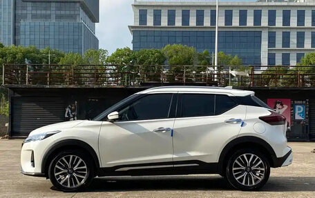 Nissan Kicks I, 2023 год, 1 100 000 рублей, 9 фотография