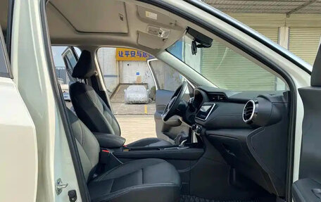 Nissan Kicks I, 2023 год, 1 100 000 рублей, 13 фотография