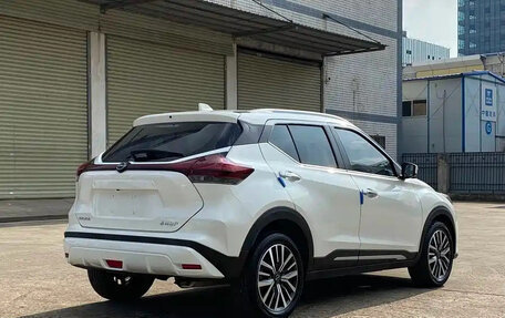 Nissan Kicks I, 2023 год, 1 100 000 рублей, 6 фотография