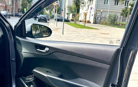 Hyundai Solaris II рестайлинг, 2021 год, 2 050 000 рублей, 8 фотография