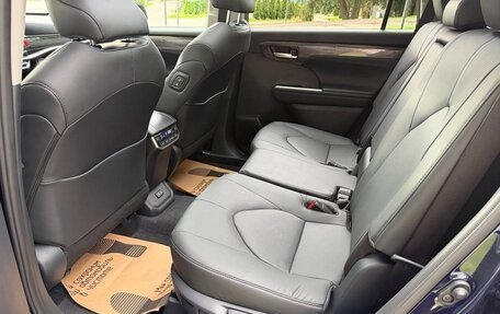 Toyota Highlander, 2026 год, 5 597 000 рублей, 22 фотография