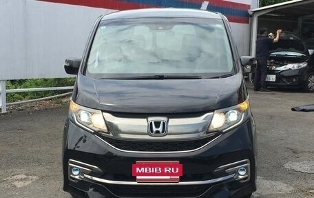 Honda Stepwgn IV, 2016 год, 1 480 000 рублей, 2 фотография