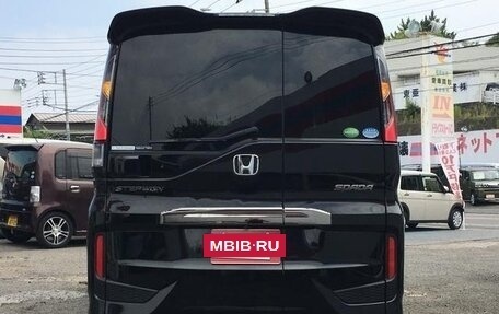 Honda Stepwgn IV, 2016 год, 1 480 000 рублей, 7 фотография