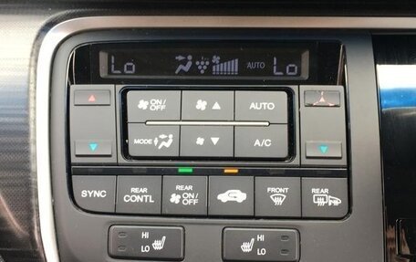 Honda Stepwgn IV, 2016 год, 1 480 000 рублей, 27 фотография