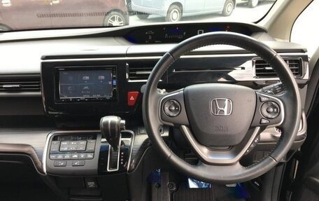 Honda Stepwgn IV, 2016 год, 1 480 000 рублей, 24 фотография