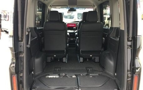 Honda Stepwgn IV, 2016 год, 1 480 000 рублей, 18 фотография