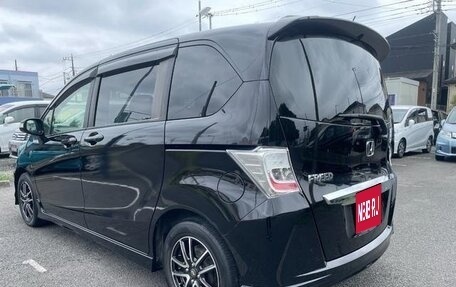 Honda Freed I, 2013 год, 790 000 рублей, 7 фотография