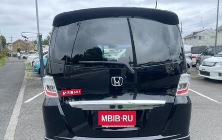 Honda Freed I, 2013 год, 790 000 рублей, 6 фотография