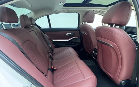 BMW 3 серия, 2023 год, 3 090 000 рублей, 21 фотография