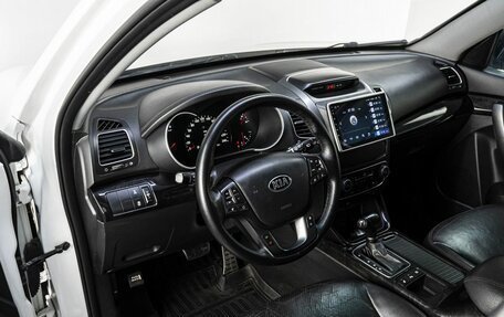 KIA Sorento II рестайлинг, 2013 год, 1 540 000 рублей, 10 фотография