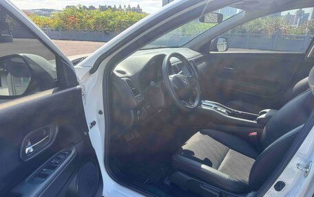 Honda Vezel, 2022 год, 1 390 000 рублей, 7 фотография