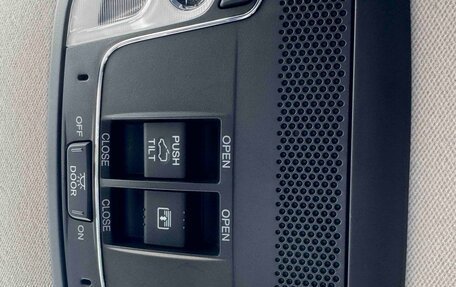 Honda Vezel, 2022 год, 1 390 000 рублей, 14 фотография