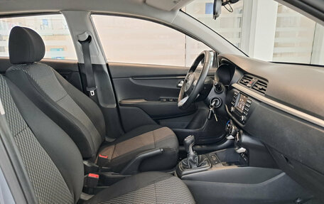 KIA Rio IV, 2019 год, 1 650 000 рублей, 13 фотография
