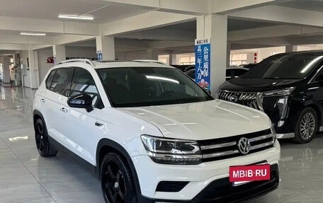 Volkswagen Tharu, 2023 год, 1 350 000 рублей, 4 фотография