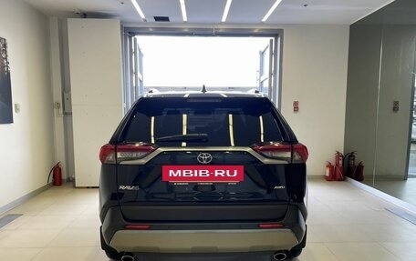 Toyota RAV4, 2021 год, 4 500 000 рублей, 5 фотография