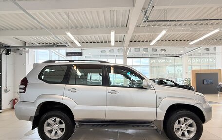 Toyota Land Cruiser Prado 120 рестайлинг, 2006 год, 1 999 999 рублей, 7 фотография