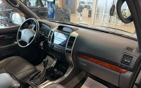 Toyota Land Cruiser Prado 120 рестайлинг, 2006 год, 1 999 999 рублей, 13 фотография