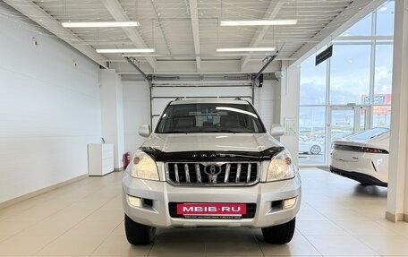 Toyota Land Cruiser Prado 120 рестайлинг, 2006 год, 1 999 999 рублей, 9 фотография