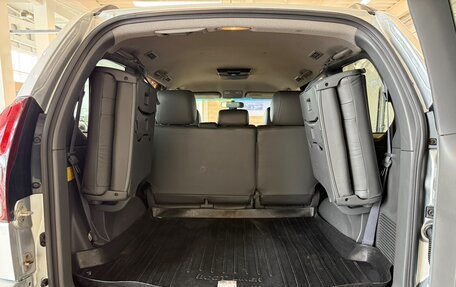 Toyota Land Cruiser Prado 120 рестайлинг, 2006 год, 1 999 999 рублей, 23 фотография