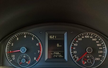 Volkswagen Scirocco III рестайлинг, 2011 год, 1 050 000 рублей, 15 фотография