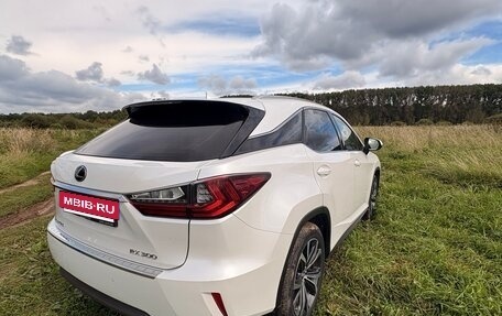 Lexus RX IV рестайлинг, 2018 год, 3 700 000 рублей, 5 фотография