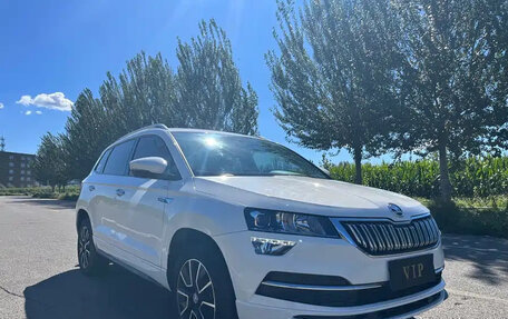 Skoda Karoq I, 2022 год, 1 300 000 рублей, 4 фотография
