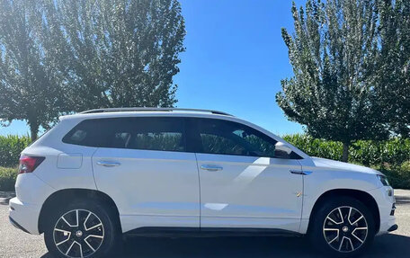 Skoda Karoq I, 2022 год, 1 300 000 рублей, 9 фотография