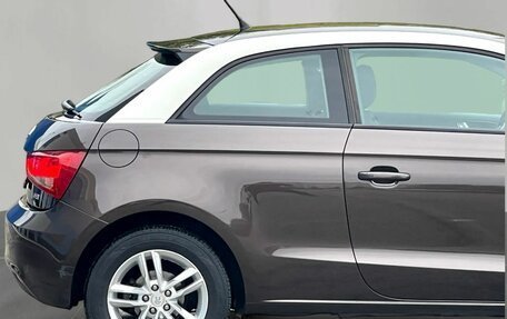 Audi A1, 2011 год, 1 320 000 рублей, 7 фотография
