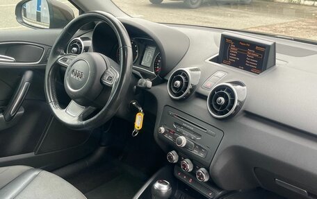 Audi A1, 2011 год, 1 320 000 рублей, 12 фотография