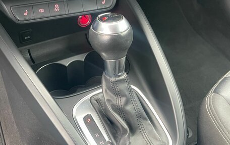 Audi A1, 2011 год, 1 320 000 рублей, 19 фотография