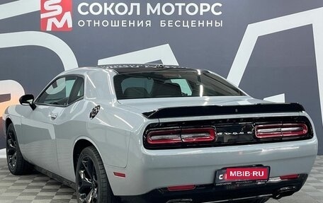Dodge Challenger III рестайлинг 2, 2020 год, 4 499 900 рублей, 4 фотография