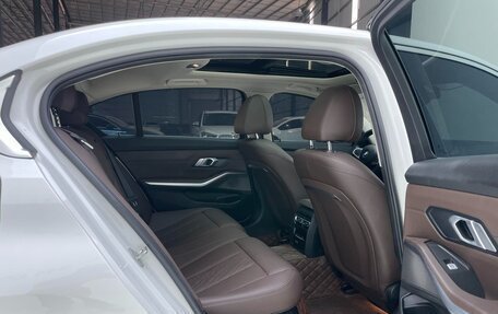 BMW 3 серия, 2023 год, 3 260 000 рублей, 11 фотография