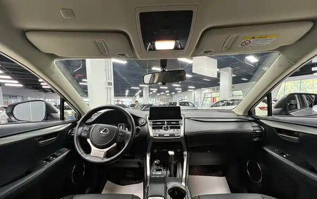 Lexus NX I, 2021 год, 2 500 000 рублей, 8 фотография