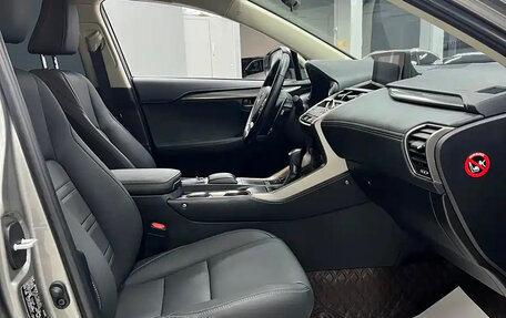 Lexus NX I, 2021 год, 2 500 000 рублей, 9 фотография