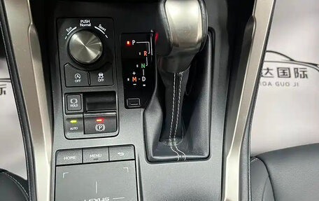 Lexus NX I, 2021 год, 2 500 000 рублей, 16 фотография