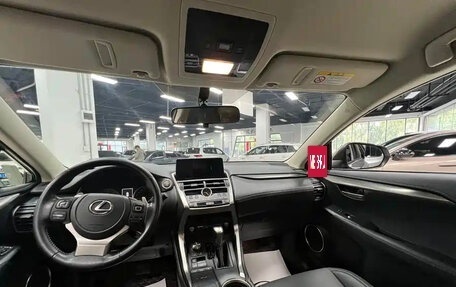 Lexus NX I, 2021 год, 2 500 000 рублей, 12 фотография