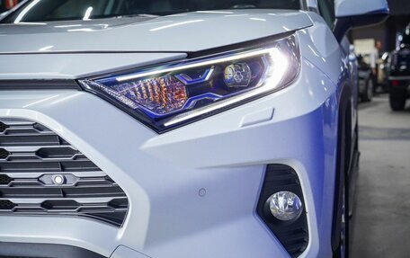 Toyota RAV4, 2020 год, 3 370 000 рублей, 21 фотография