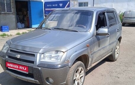Chevrolet Niva I рестайлинг, 2006 год, 150 000 рублей, 2 фотография