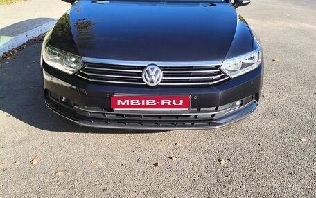 Volkswagen Passat B8 рестайлинг, 2016 год, 1 650 000 рублей, 3 фотография
