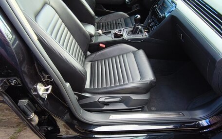 Volkswagen Passat B8 рестайлинг, 2016 год, 1 650 000 рублей, 31 фотография