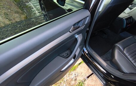 Volkswagen Passat B8 рестайлинг, 2016 год, 1 650 000 рублей, 29 фотография