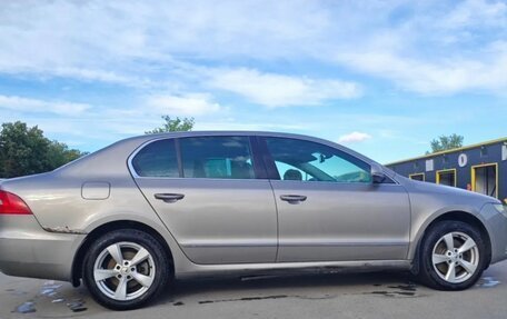 Skoda Superb III рестайлинг, 2010 год, 777 000 рублей, 6 фотография