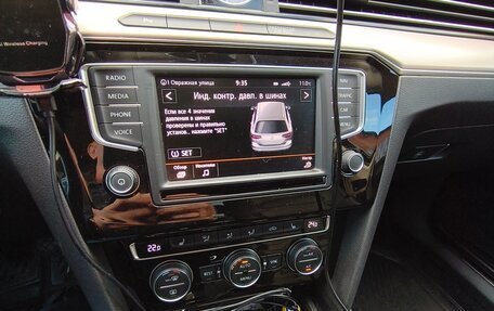 Volkswagen Passat B8 рестайлинг, 2016 год, 1 650 000 рублей, 38 фотография