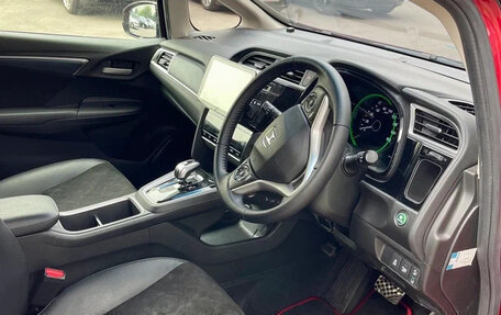 Honda Shuttle II, 2018 год, 1 270 000 рублей, 6 фотография